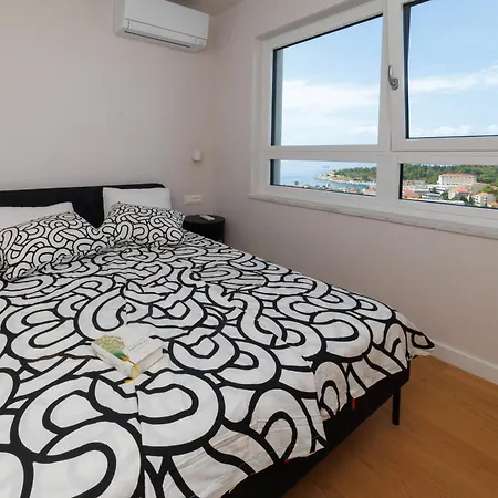 Апартаменты Luxury Narona Sea&city View *