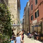 Luxury Narona Sea&city View Apartman *